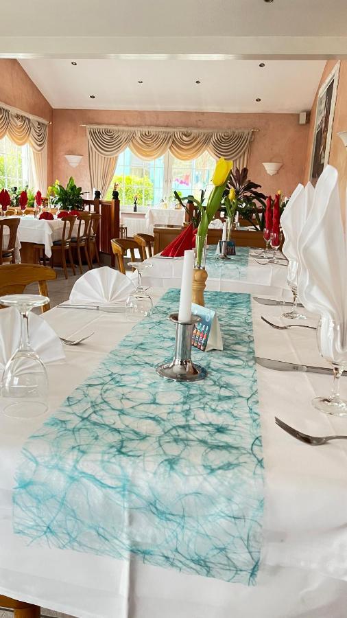Hotel & Restaurant Am Kirschberg Alten Buseck Kültér fotó