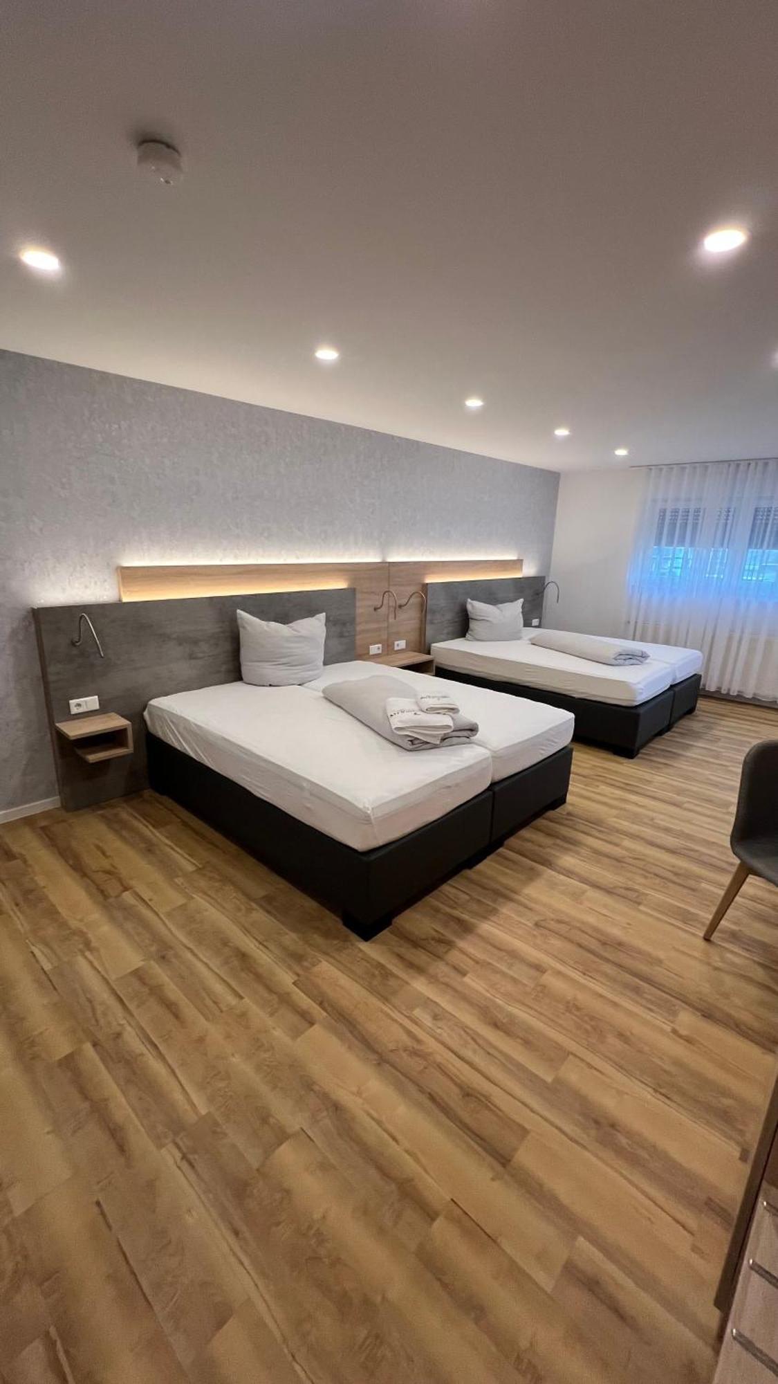 Hotel & Restaurant Am Kirschberg Alten Buseck Kültér fotó