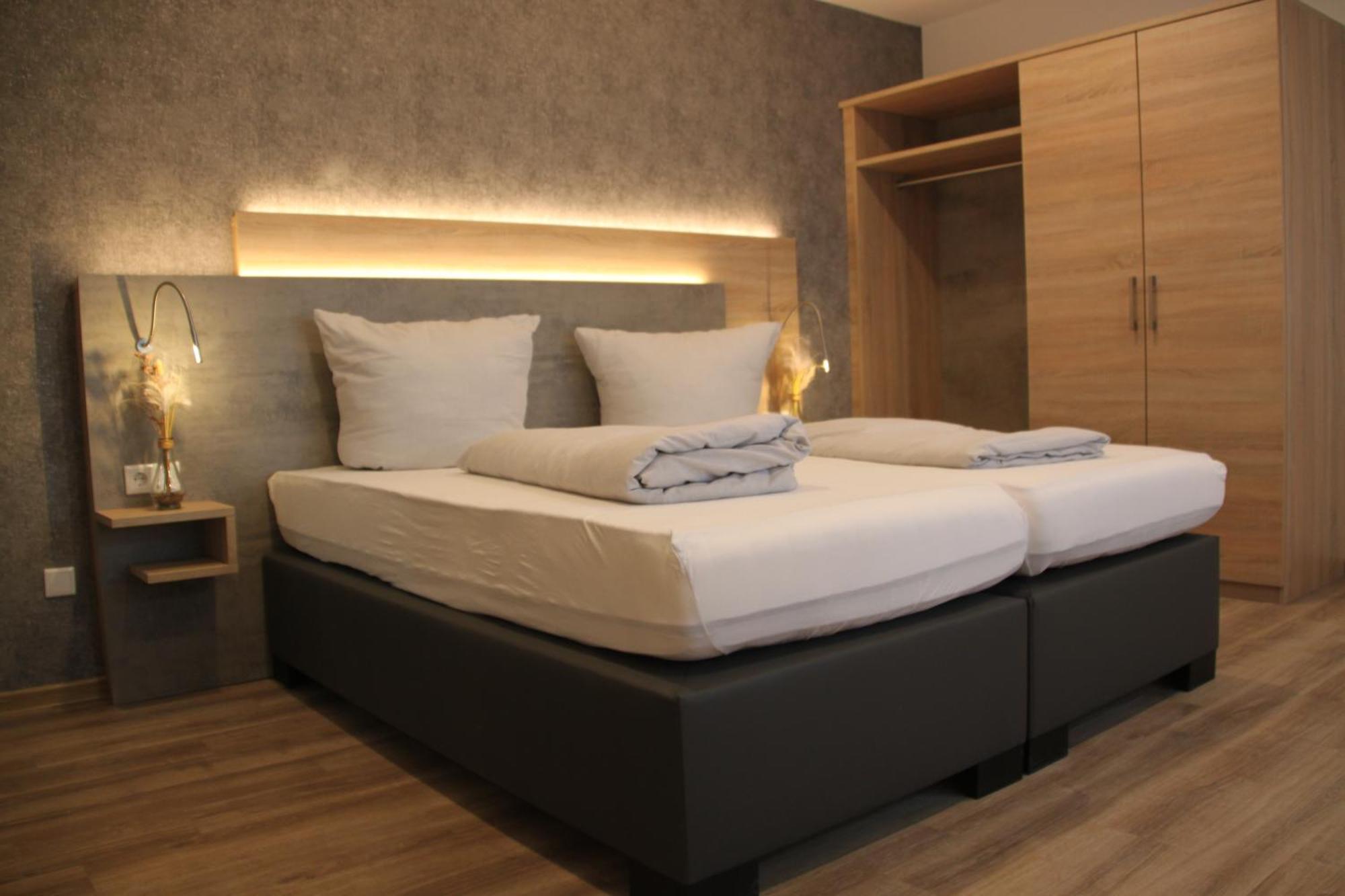 Hotel & Restaurant Am Kirschberg Alten Buseck Kültér fotó