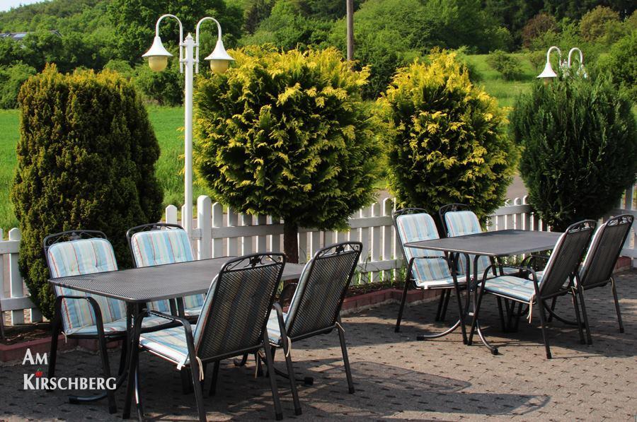 Hotel & Restaurant Am Kirschberg Alten Buseck Kültér fotó